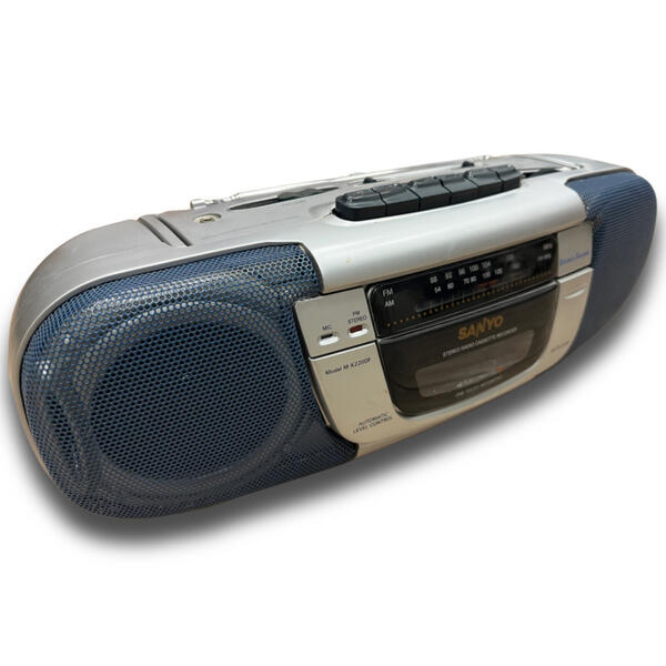 Магнитофон Sanyo M-X220DF