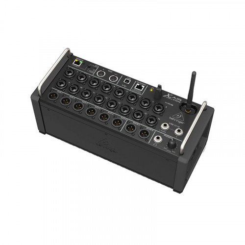 Цифровой микшер Behringer XR-18