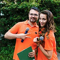 девушки и аттракционы